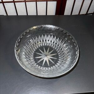 Princess House Royal Highlights 9” D Bowl Crystal Salad Bowl SMALL EDGE CHIP